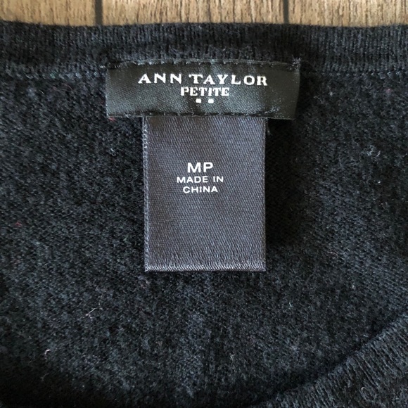 Petite Ann Taylor MP holiday sweater - Picture 2 of 5